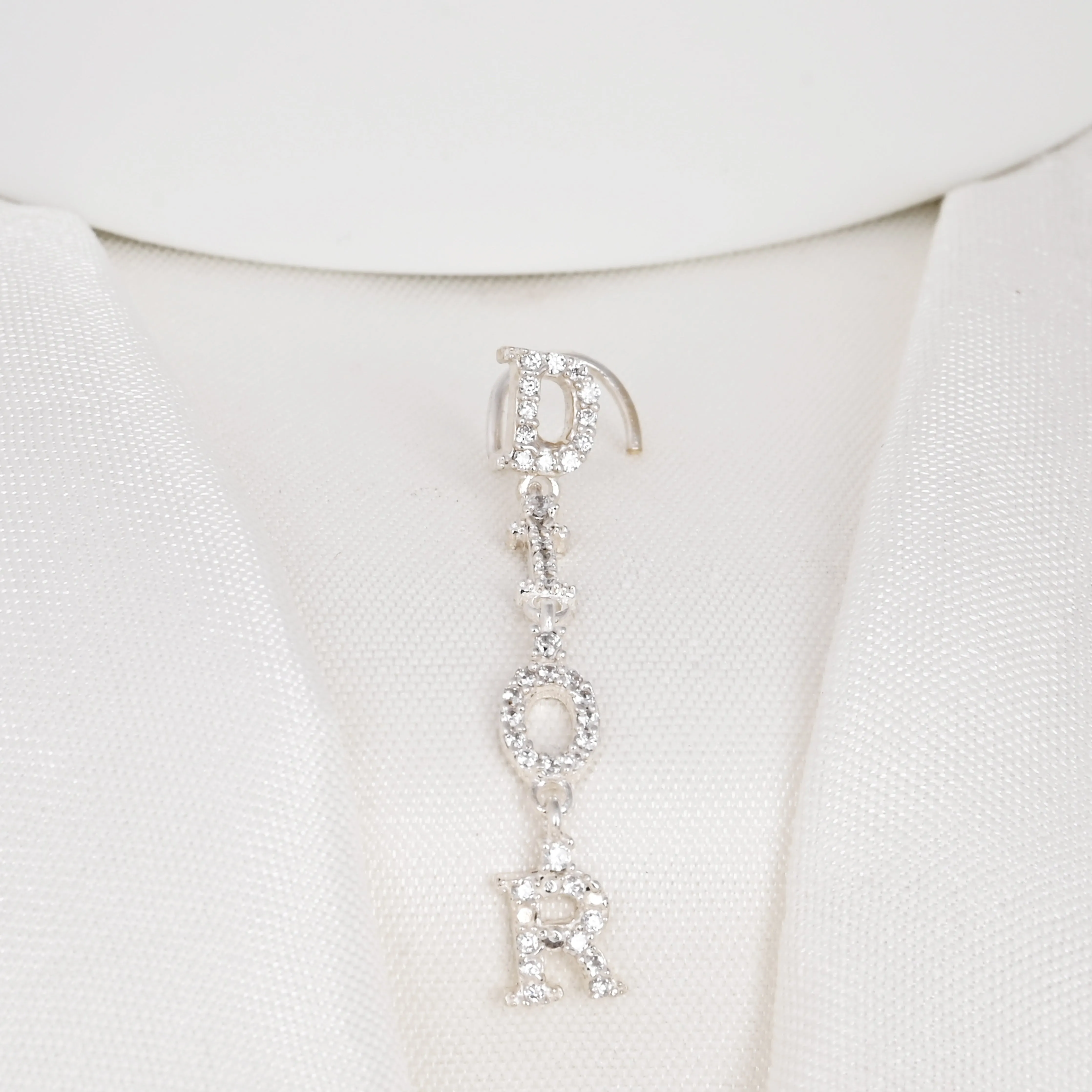 DIOR Dangle Nose Ring – Designer-Inspired Gold Nose Piercing Jewelry