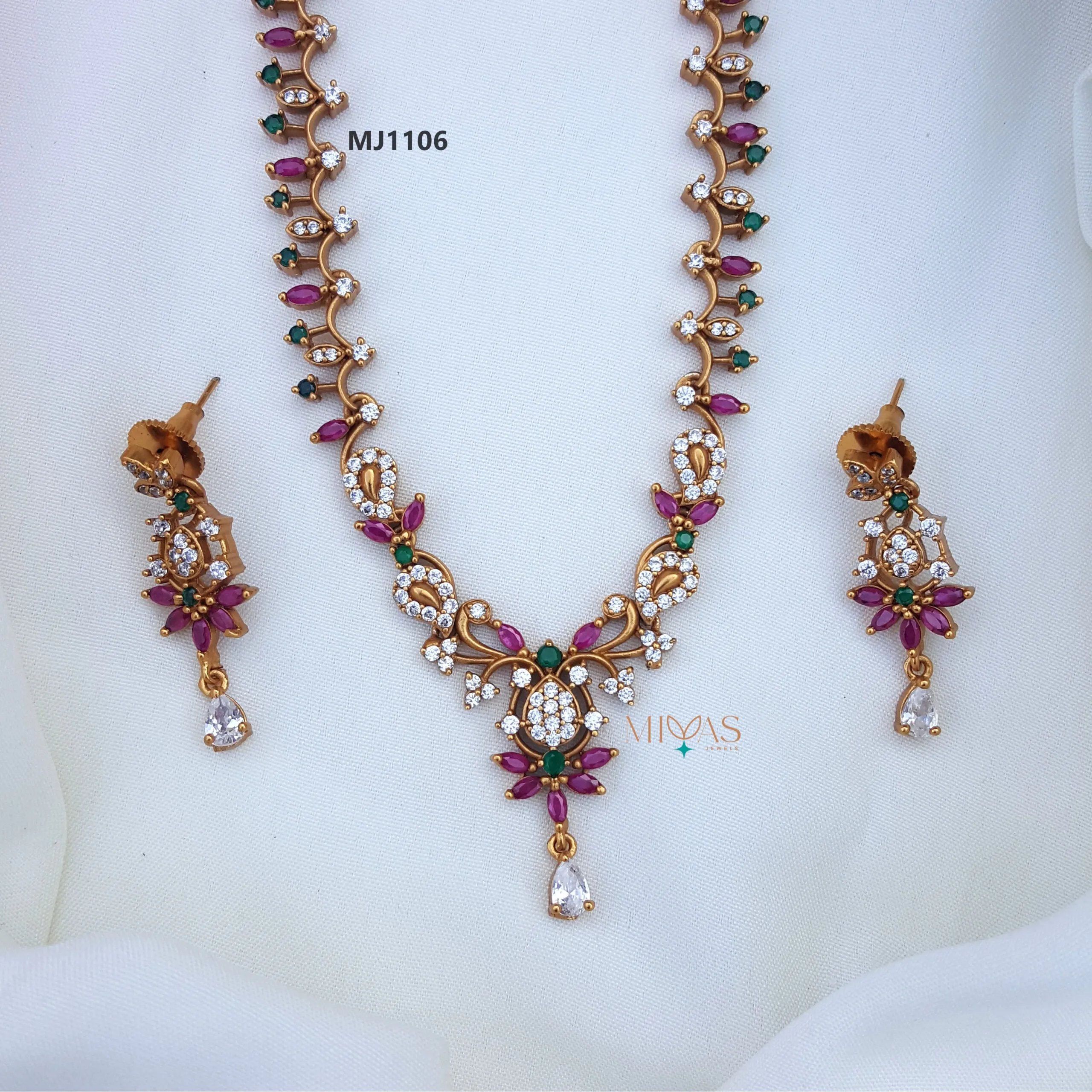Gorgeously Crafted AD Stone Necklace