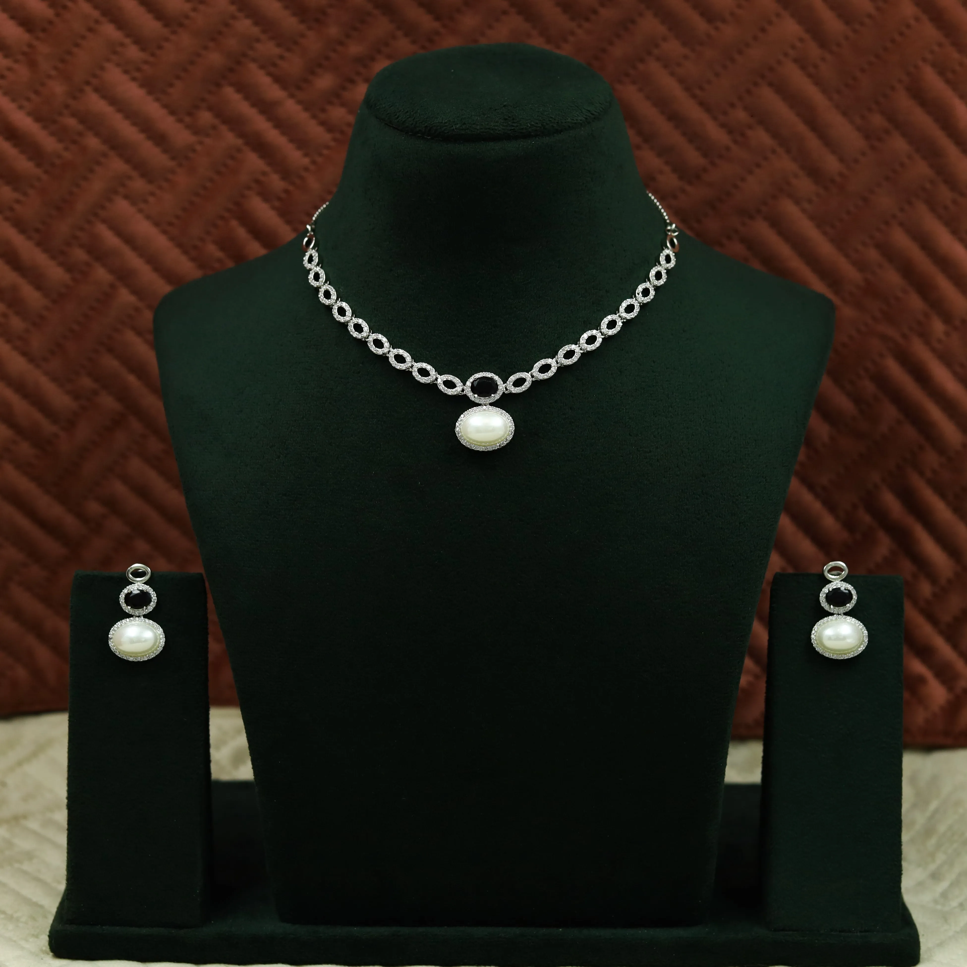 Round Neck Zircon/AD Necklace Set 12980-34