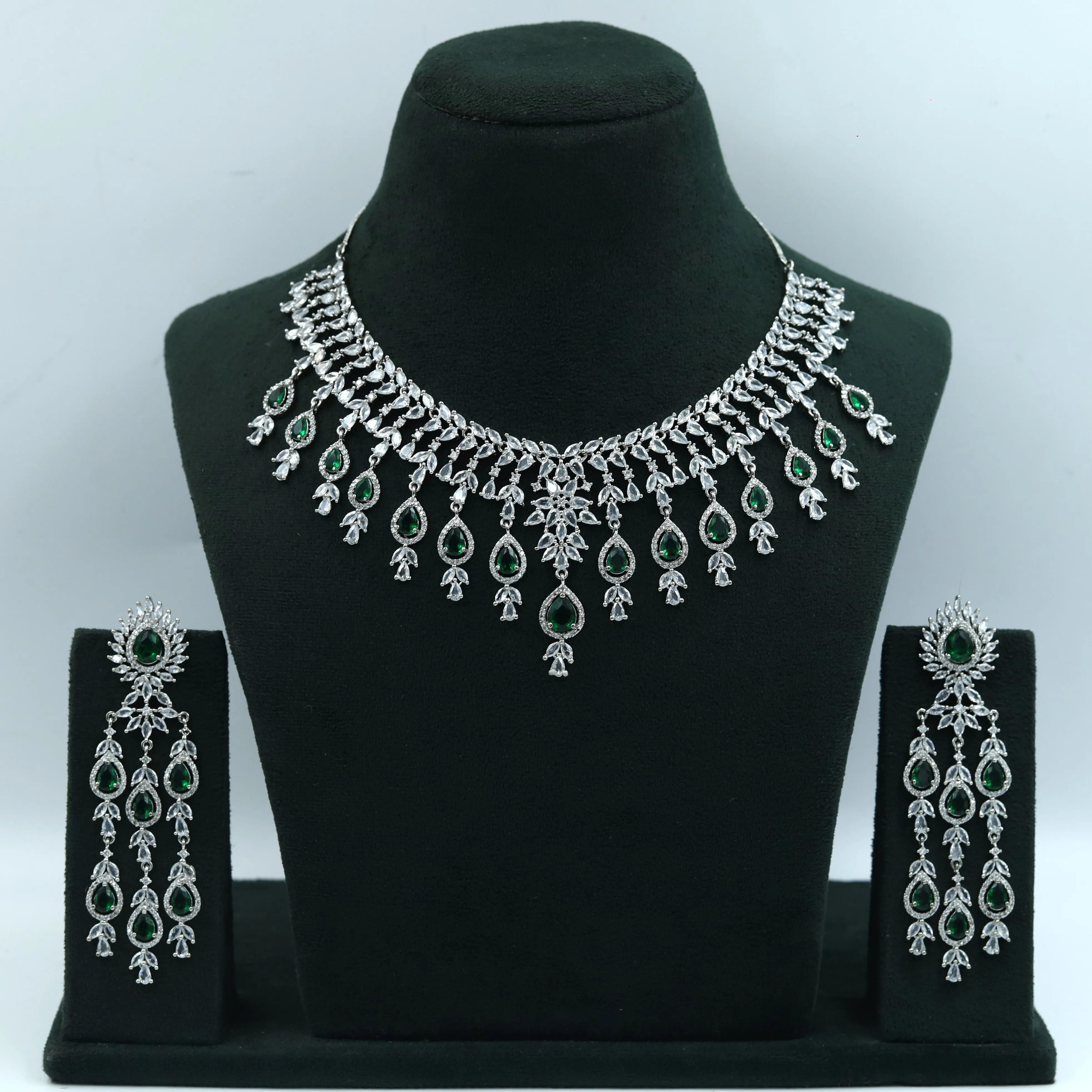 Round Neck Zircon/AD Necklace Set 9929-R