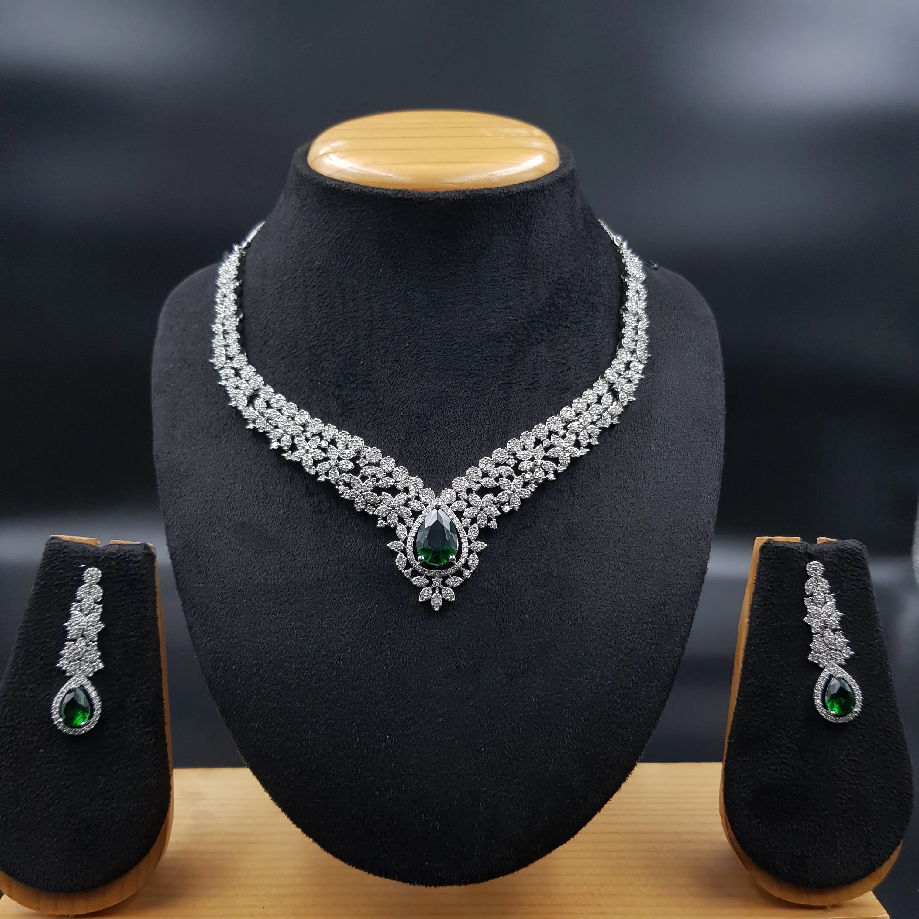 Round Neck Zircon/AD Necklace Set 9930-R