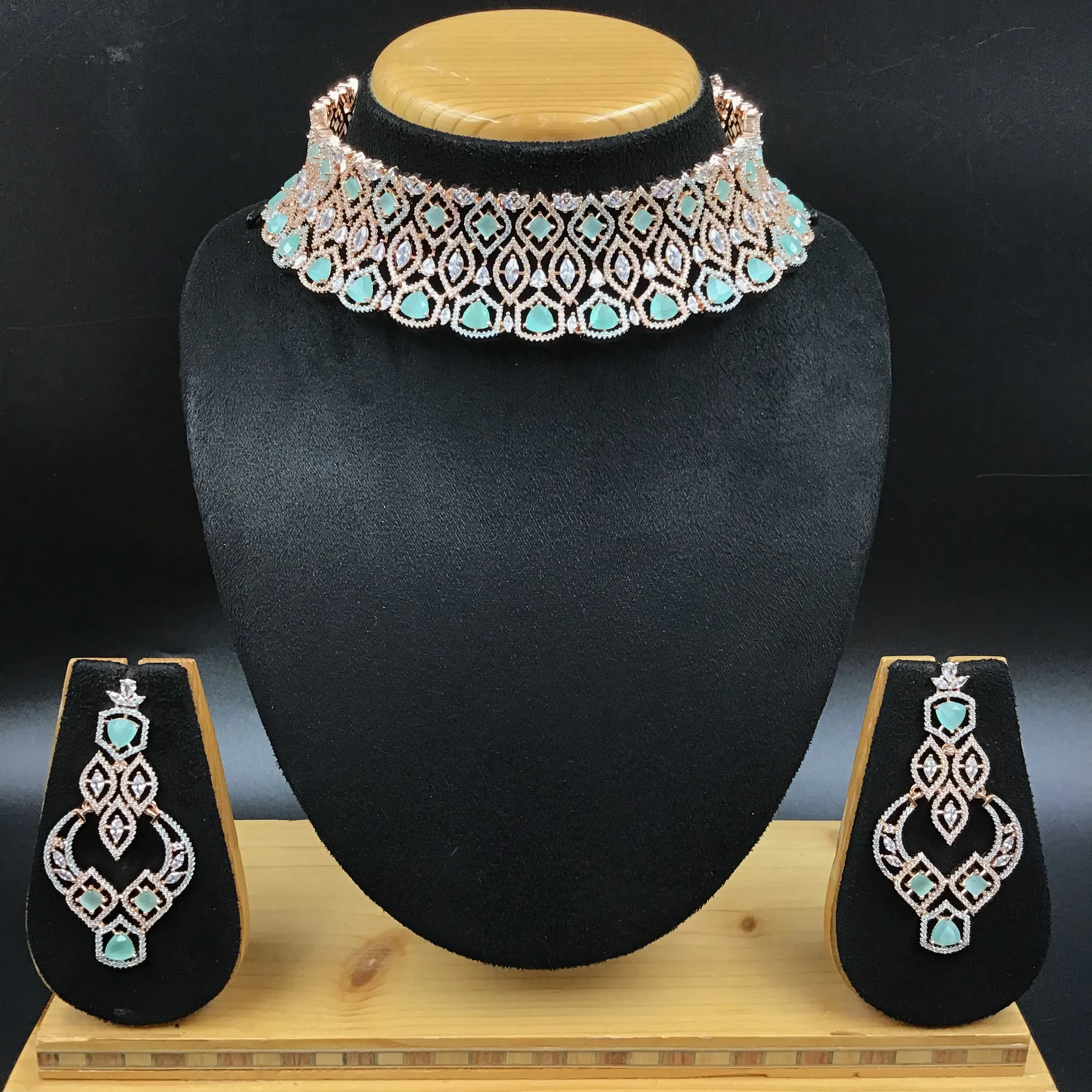 Zircon/AD Choker Set 13165-9968